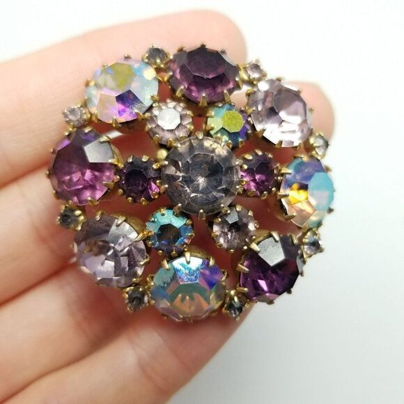 Vintage Karu Arke Inc Purple AB Rhinestone Cluster Brooch Pin Prong Set, Estate - Picture 6 of 7